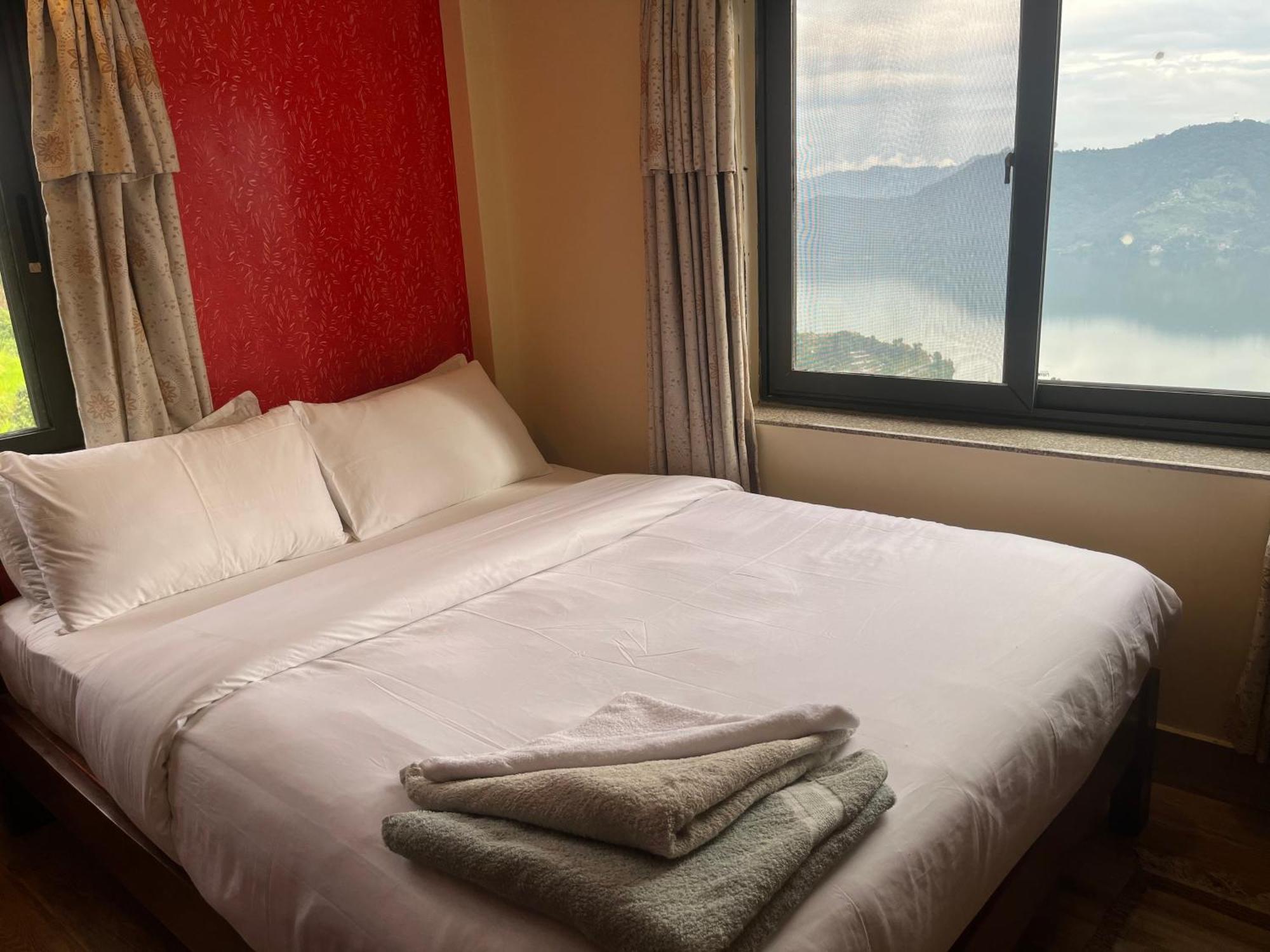 The North Face Inn'S Homestay Pokhara Dış mekan fotoğraf